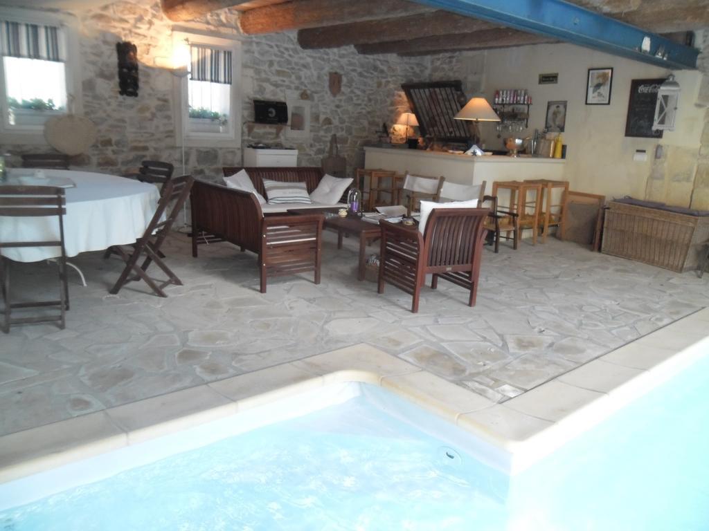 Le Clos D'Isabelle Bed & Breakfast Marsillargues ภายนอก รูปภาพ