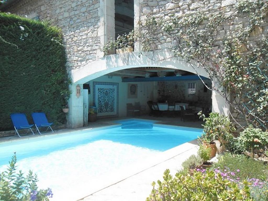 Le Clos D'Isabelle Bed & Breakfast Marsillargues ภายนอก รูปภาพ