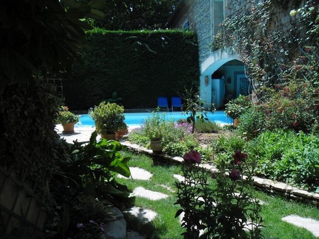 Le Clos D'Isabelle Bed & Breakfast Marsillargues ภายนอก รูปภาพ